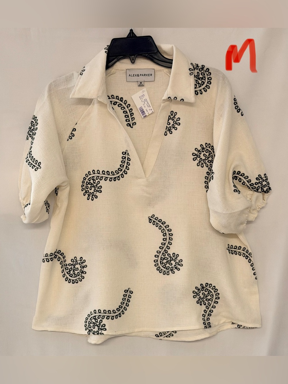 Alex & Parker Cream Paisley-Embroidered V-Neck Collared Tunic